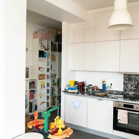 Family Nest Near Gare De L'est And Gare Du Nord Paris